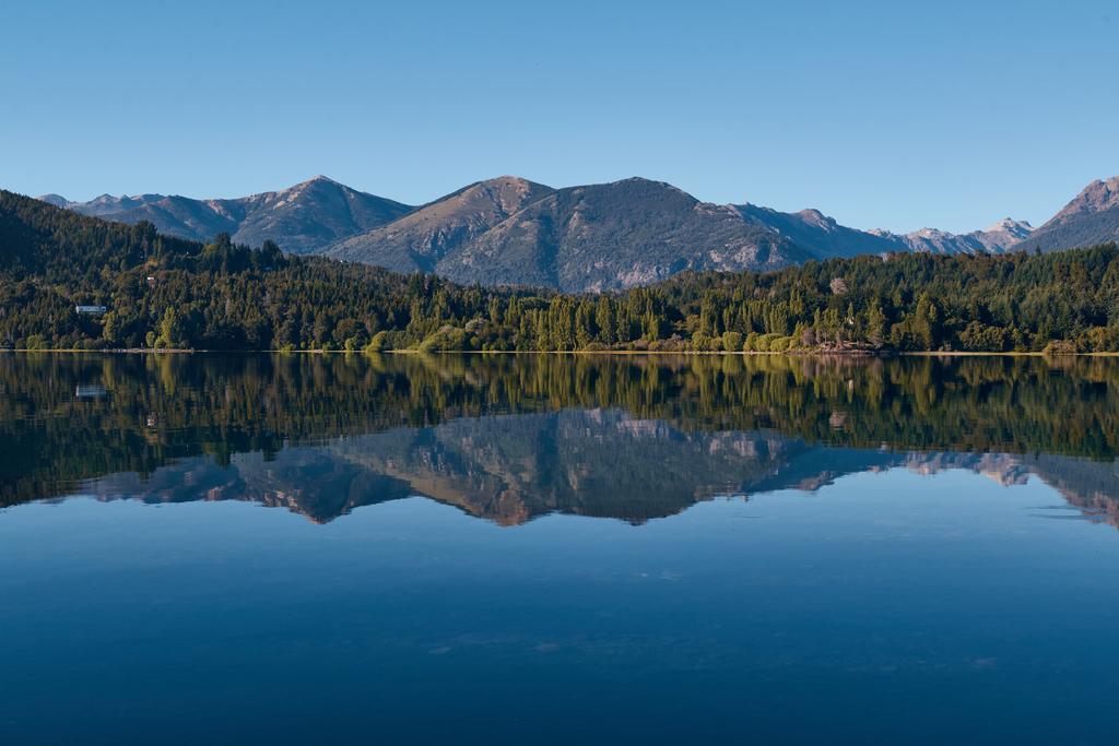 Peninsula Petit Hotell San Carlos de Bariloche Exteriör bild