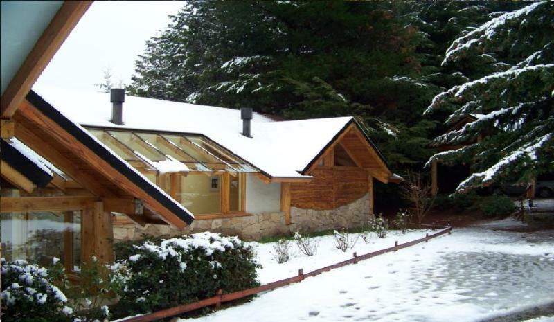 Peninsula Petit Hotell San Carlos de Bariloche Exteriör bild